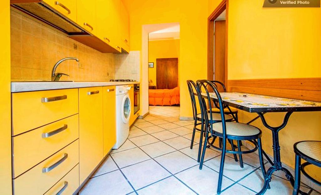 شقة Casa Cagliostro باليرمو الغرفة الصورة